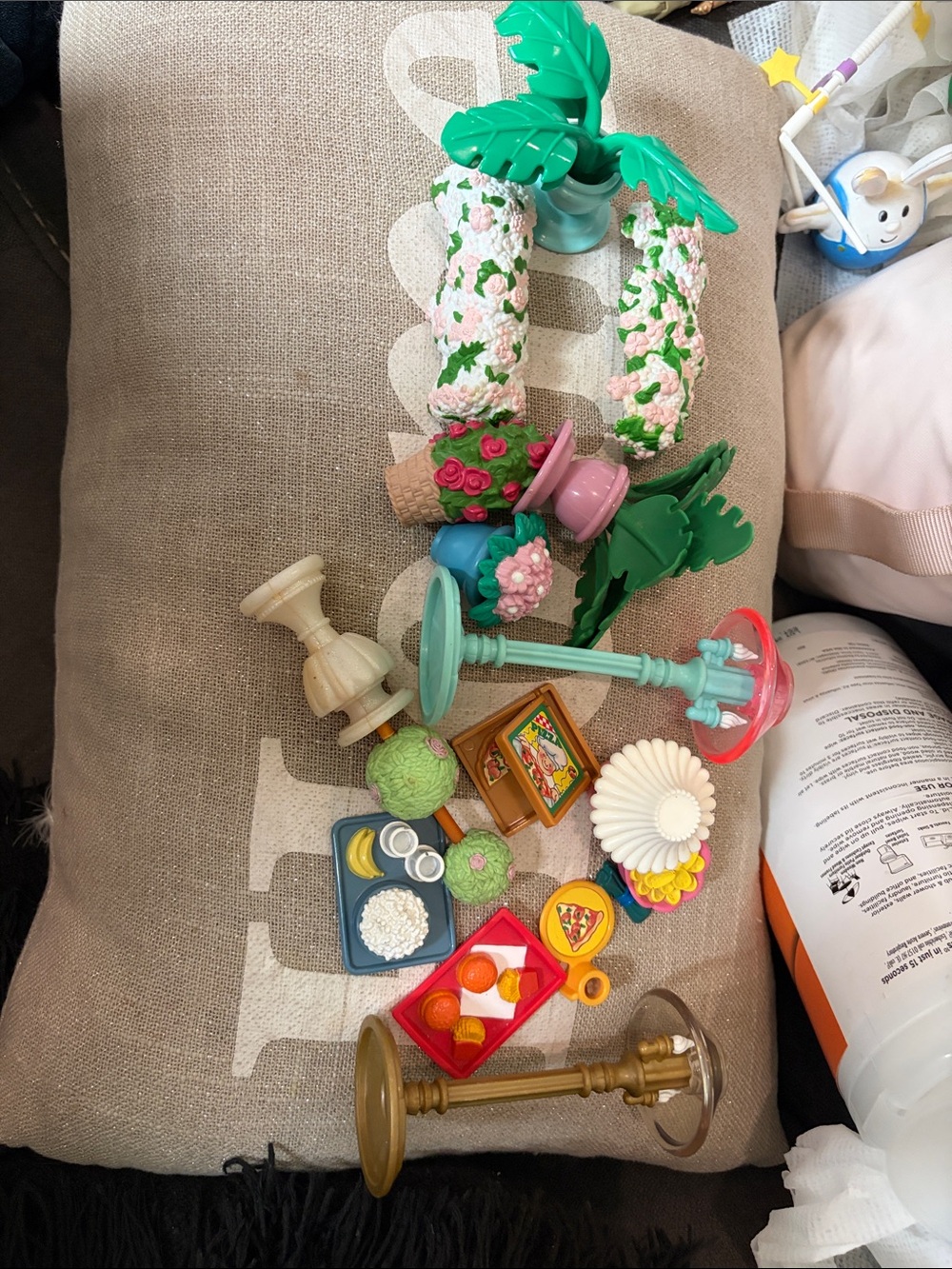 Lot of Vintage FisherPrice Loving Family Accessories—Plants(6),Lights(3),Food(5)